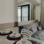 Landscape: Conforto Com Varanda E Vista Mar