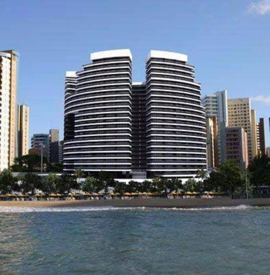 Apartamento Landscape: Conforto Com Varanda E Vista Mar